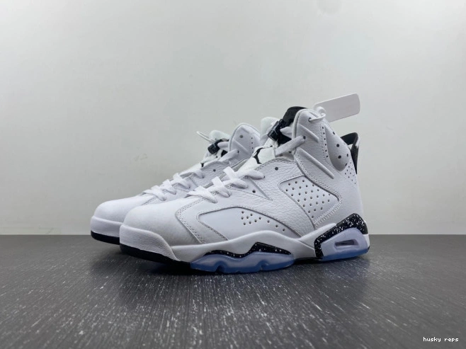Husky CT8529-112 Air Reverse 6 Jordan Oreo 0726